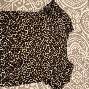cheetah print semi cropped T-Shirt